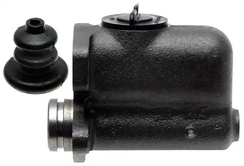 MASTER CYLINDER