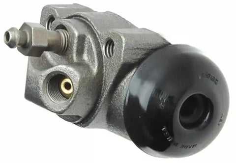 WHEEL CYLINDER * *