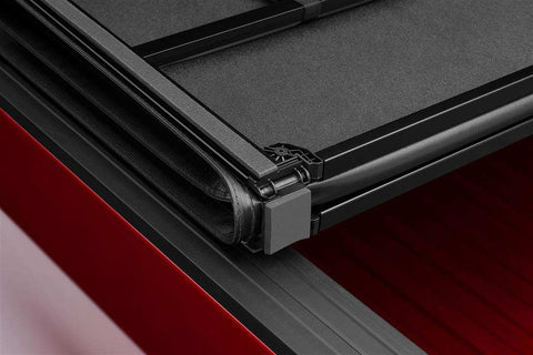 Lund 969368 - Hard Fold Tonneau Black