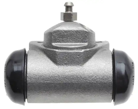WHEEL CYLINDER * *