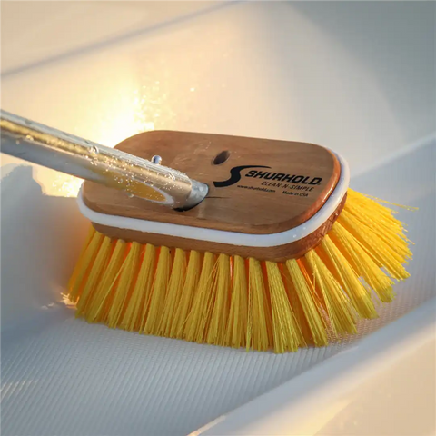 SHURHOLD IND 955 6' DECK BRUSH MEDIUM YELLOW POLY