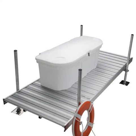 TAYLOR MADE 123750 S'N'G 5.5 FT. POLY DOCK BOX- WHITE