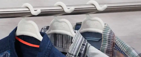 LYNX STAY-PUT HANGER