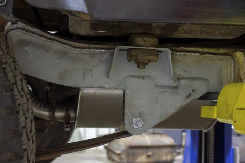 FRAME REPAIR FOR LEAF SPRINGS