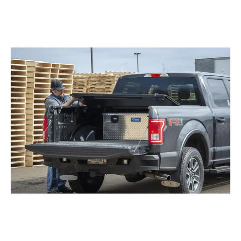 UWS EC20501 Tool Box Chest Single Lid Diamond Tread Silver Aluminum 47-13/16 In
