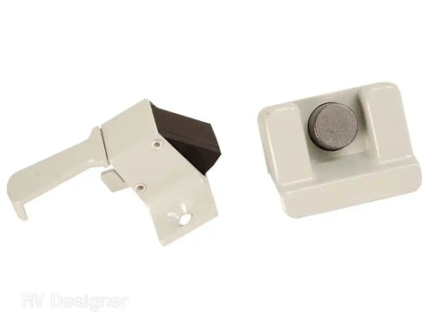 COLEMAN SCREEN DOOR LATCH