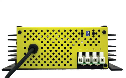 SAMLEX AMER SEC-1215UL 15AMP BATTERY CHARGER