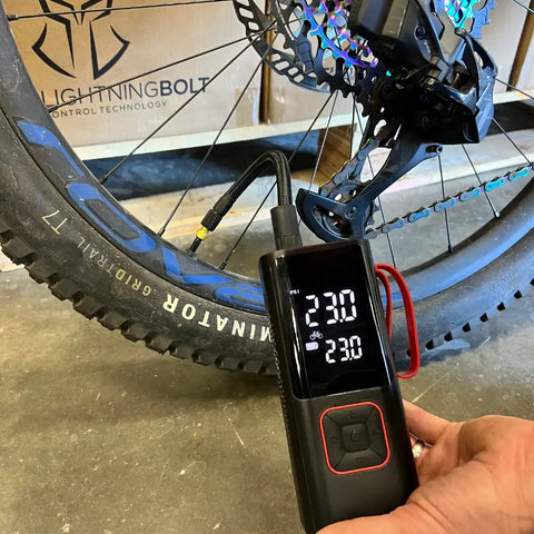 THORS LIGHTI AIRSPRK001 THOR'S LIGHTNING PORTABLE AIR COMPR