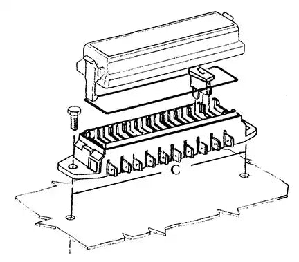 4-WAY ATO FUSE BLOCK W/CO