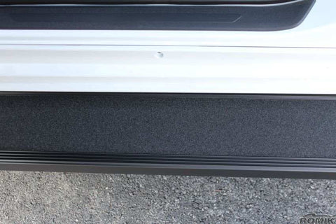ROB-T R.BOARD TUNDRA CREWMAX BLK 22