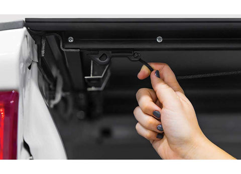 LOMAX B1020039 - LOMAX, Hard Tri-Fold Cover Matte Black Finish Split Rail
