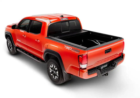 Retrax T-80871 - Tonneau Cover RetraxPRO XR Manual Retractable Low Profile Matte Black Aluminum Key Lockable