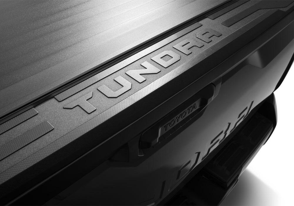 RNL_E-Series_XT_22Tundra_Detail_08.jpg