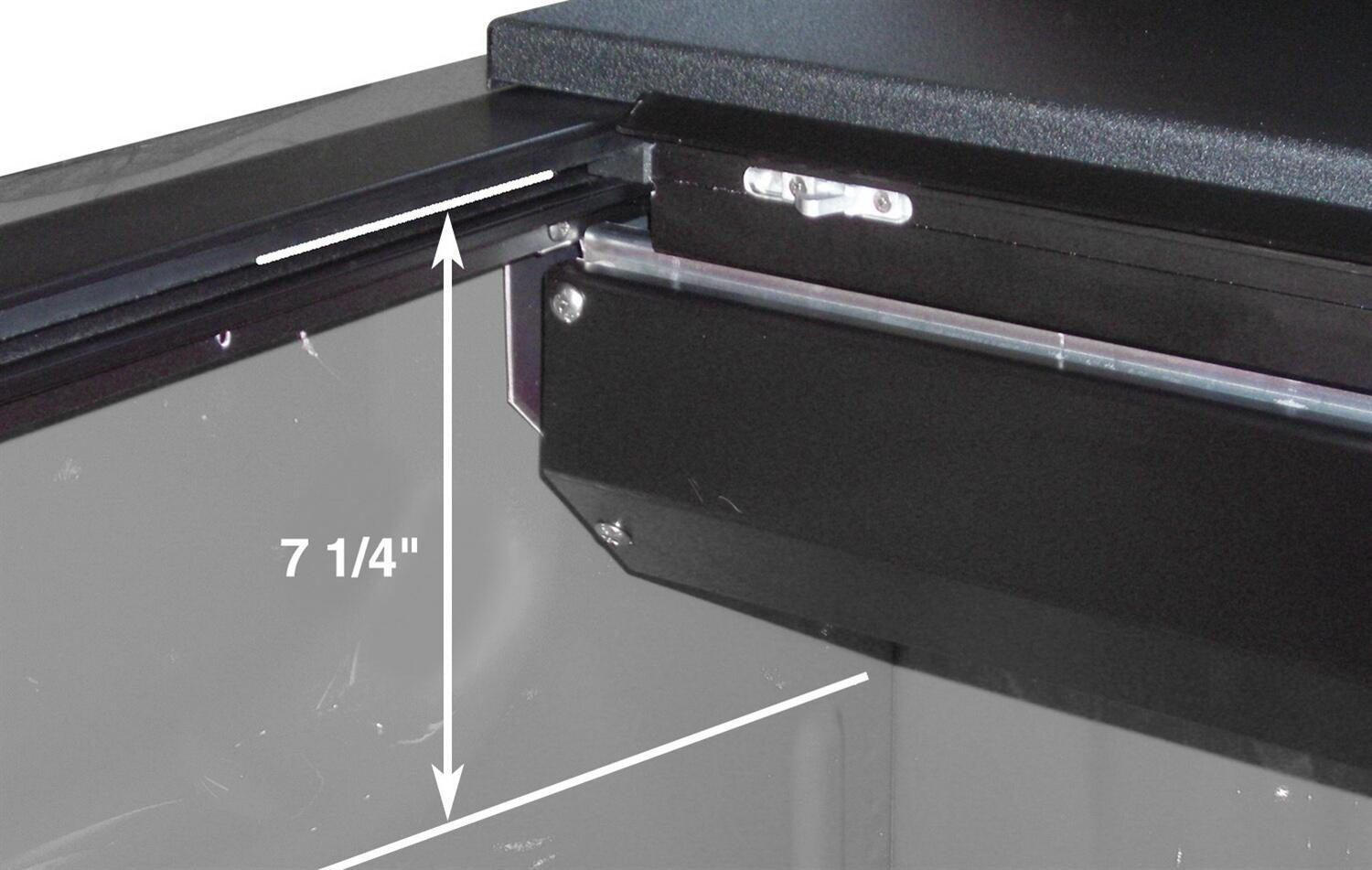 RNLlg570m_v3_20110228.jpg