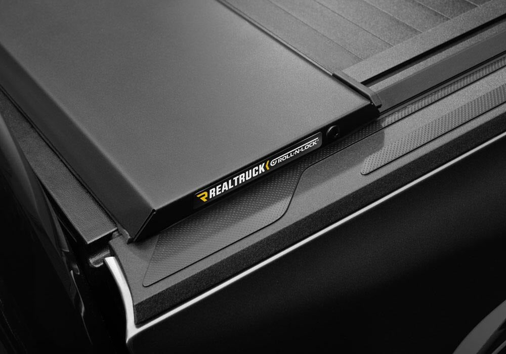 RNLroll-n-lock-e-series-xt-2022-toyota-tundra-gray-studio-07.jpg