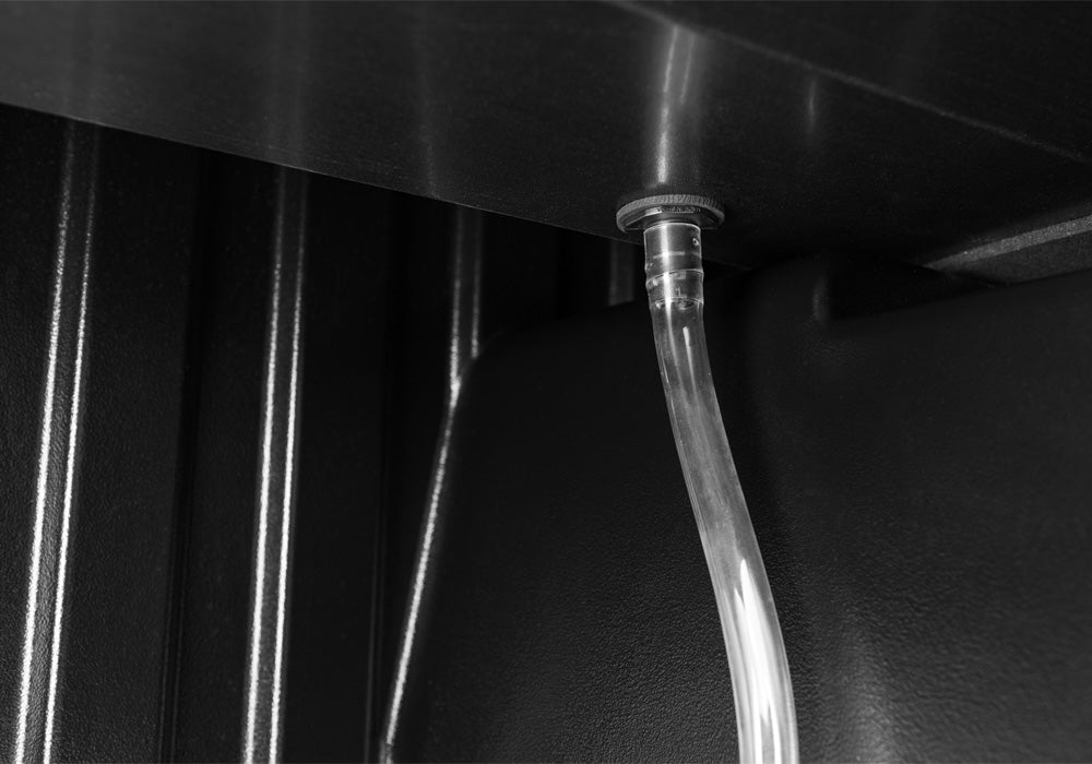 RTXRX_ProXR_Tacoma_w-Yakima-Bars_Details_02DrainTube.jpg