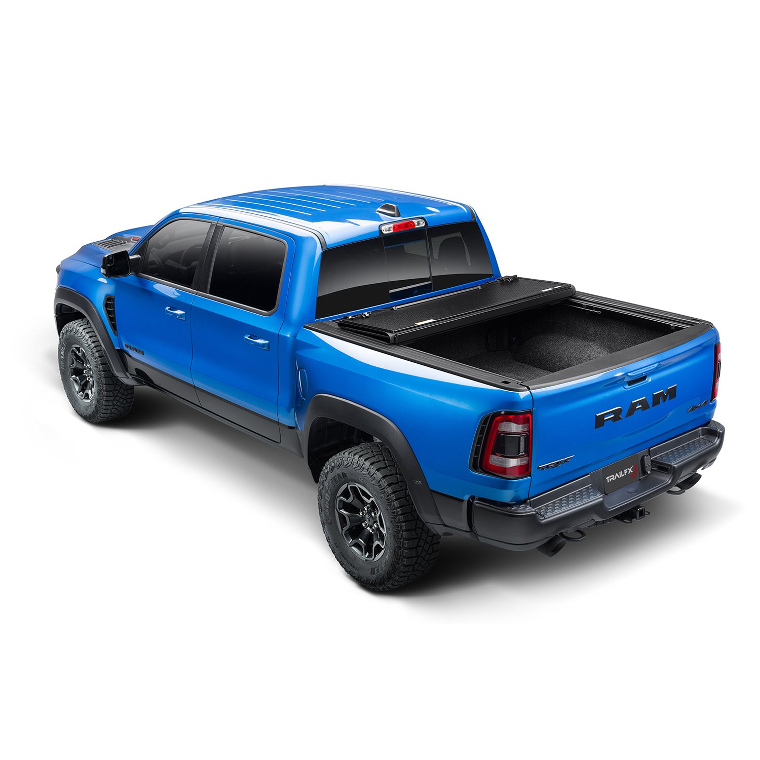 T8N_TFX8011_HF3 TONNEAU COVER_B2C_2.jpg