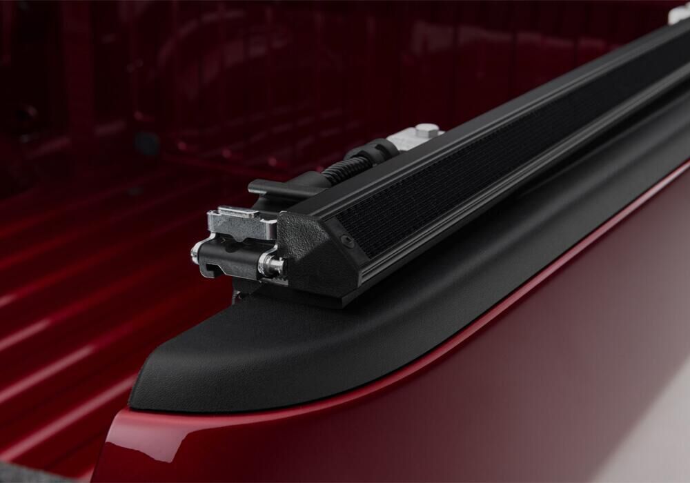 TRXTX_Truxport_Dodge-Ram_2019_Details_03RailLatch.jpg