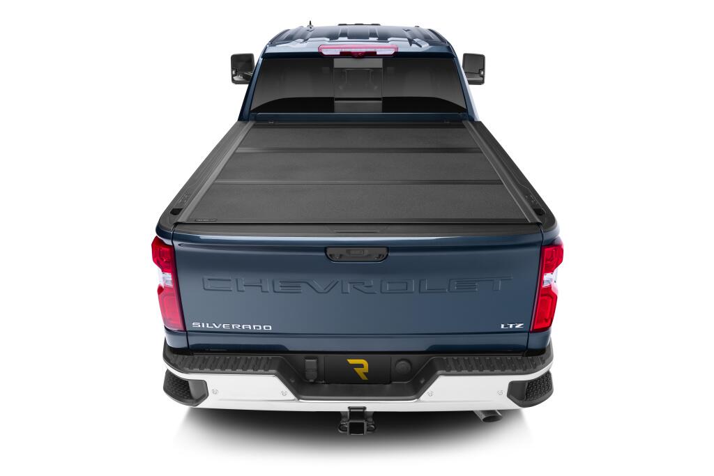UC_ArmorFlex_20Chevy-2500_Rear01_Closed_RT.jpg