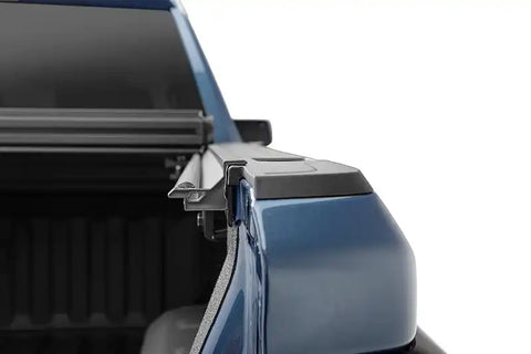 UnderCover SL54020 Tonneau Cover Select Hard Folding 22-25 Frontier 5 ft With Or Without Utili-Track (Copy)