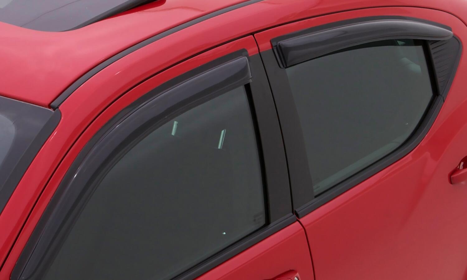 Ventvisor_4pc_on_vehicle_car.jpg