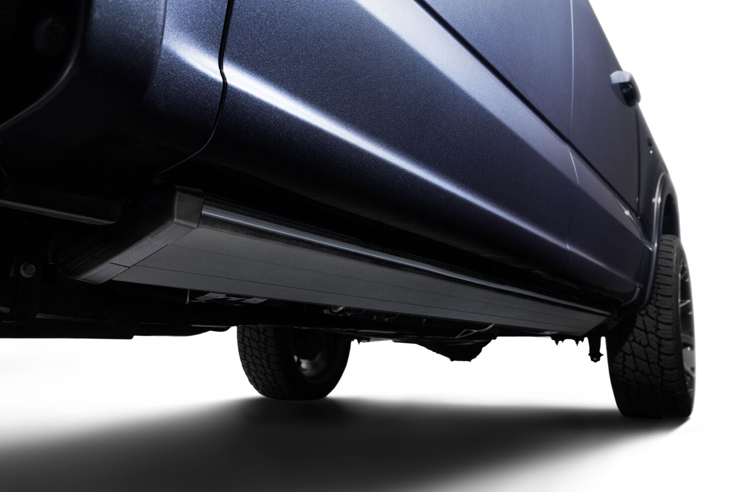 amp-research-vision-powerstep-2021-ford-f-150-96152-01a.jpg