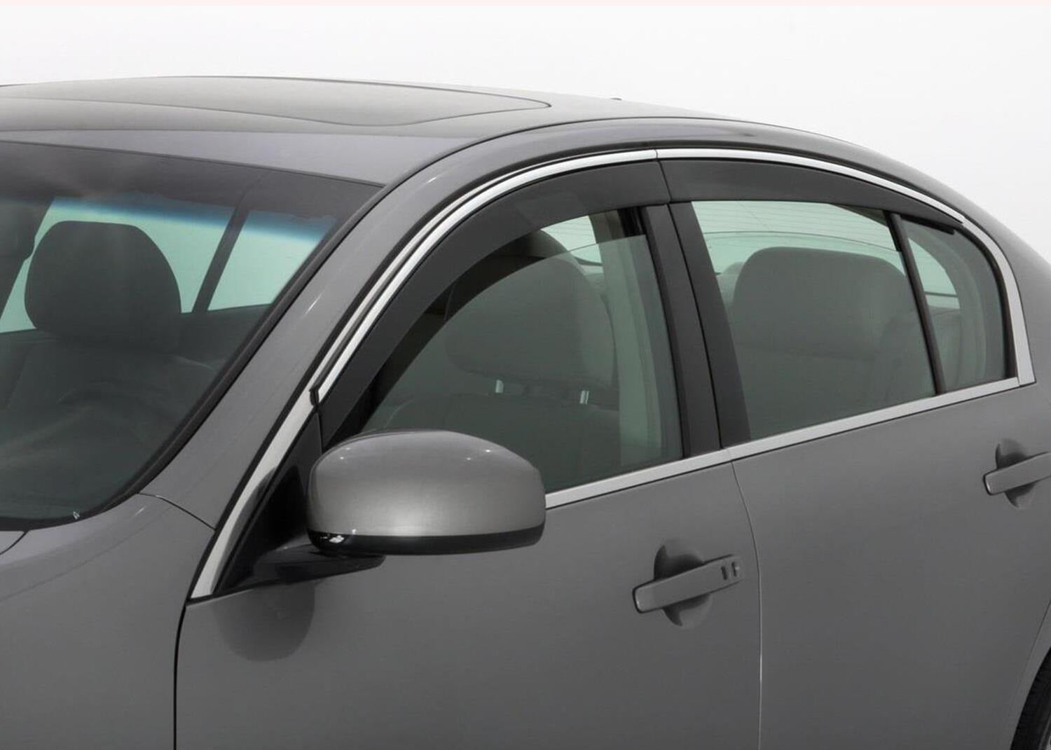 avs_794031_ventvisorlowprofilewithchrometrim_onvehicle.jpg