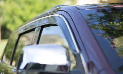 Auto Ventshade (AVS) 794060 - Ventvisor Deflector Smoke w/Chrome Trim Low Profile 4 pc.