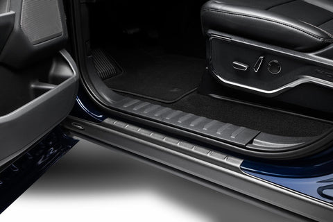 bwrbwr_trailarmor_rockerpanel_ram_14115.jpg