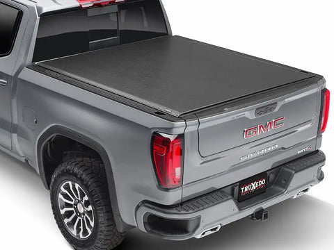 Truxedo 584301 - Lo Pro Tonneau Cover Black 2022-2023 Nissan Frontier 6' 1 Bed