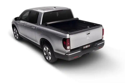 Truxedo 584301 - Lo Pro Tonneau Cover Black 2022-2023 Nissan Frontier 6' 1 Bed