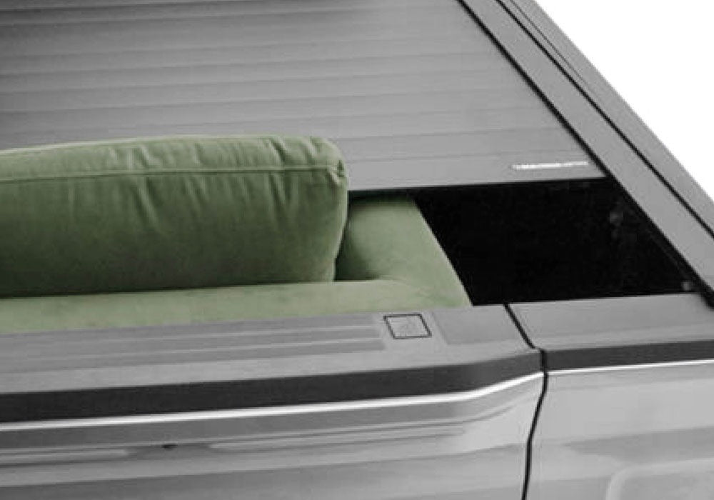 realtruck-retrax-pro-ts-tonneau-cover-pr-05.jpg