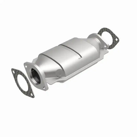 MagnaFlow Conv DF '97-'99 Nissan Maxima Rear