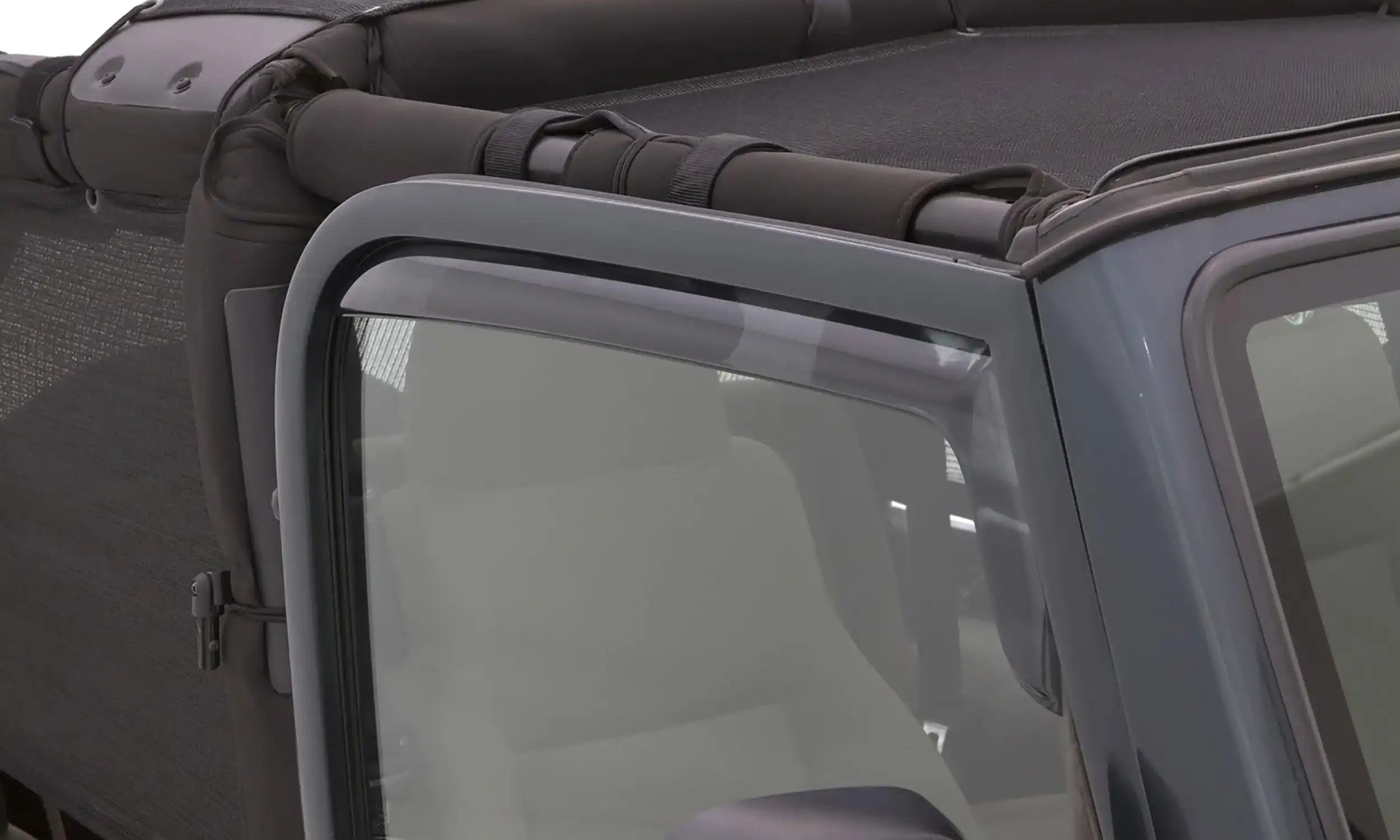 182820_on_vehicle_HR.jpg