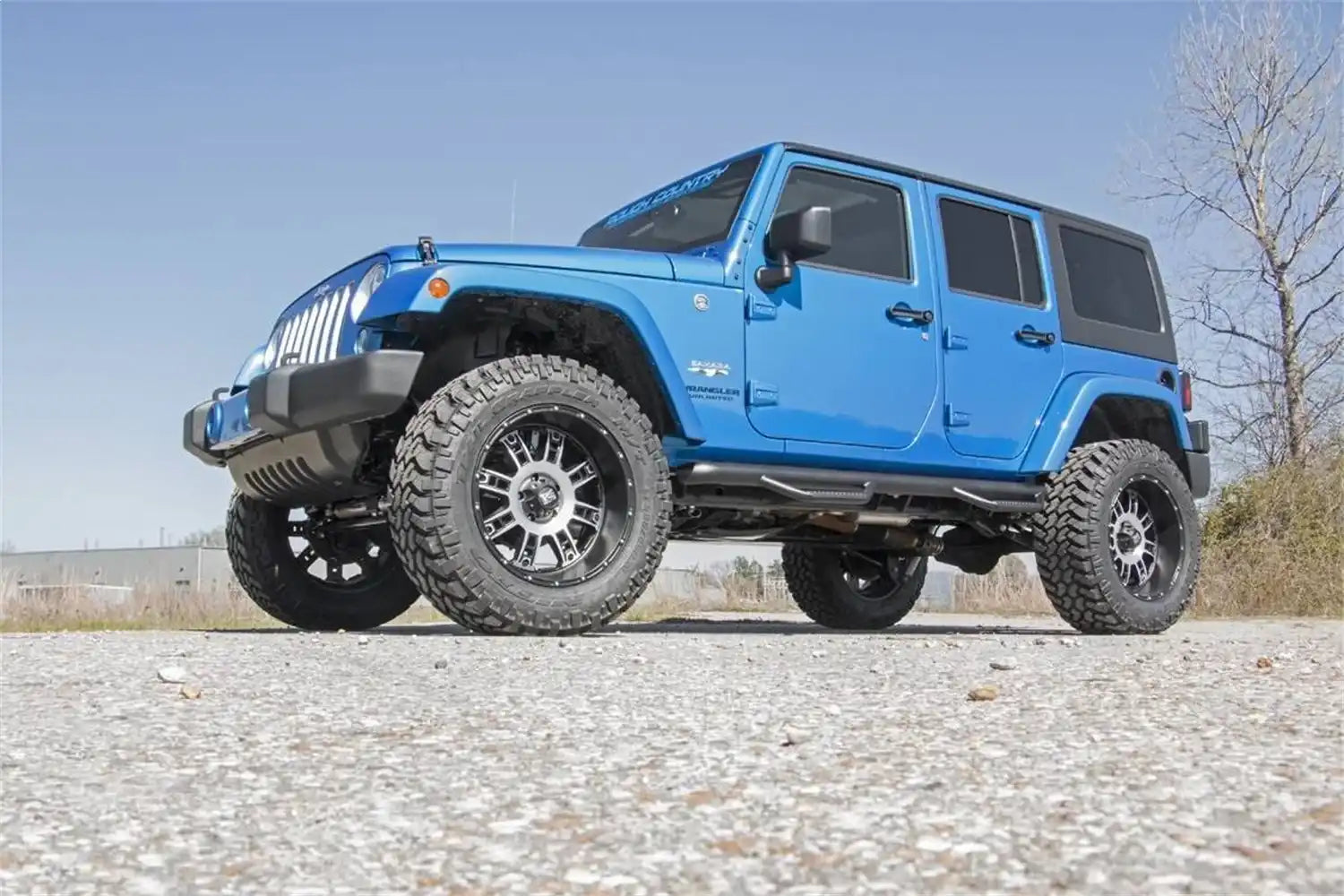 2016-jk-609s-fdlow-outdoor_2.jpg