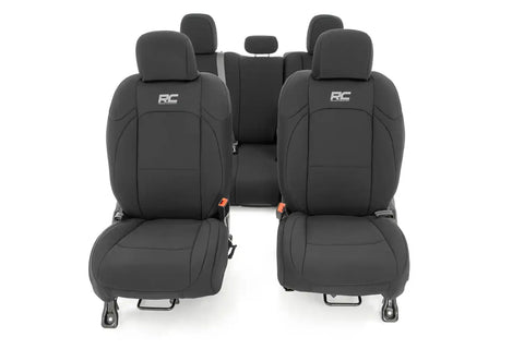 2020_gladiator_jt_frt_and_rear_seat_covers-91034_22.jpg