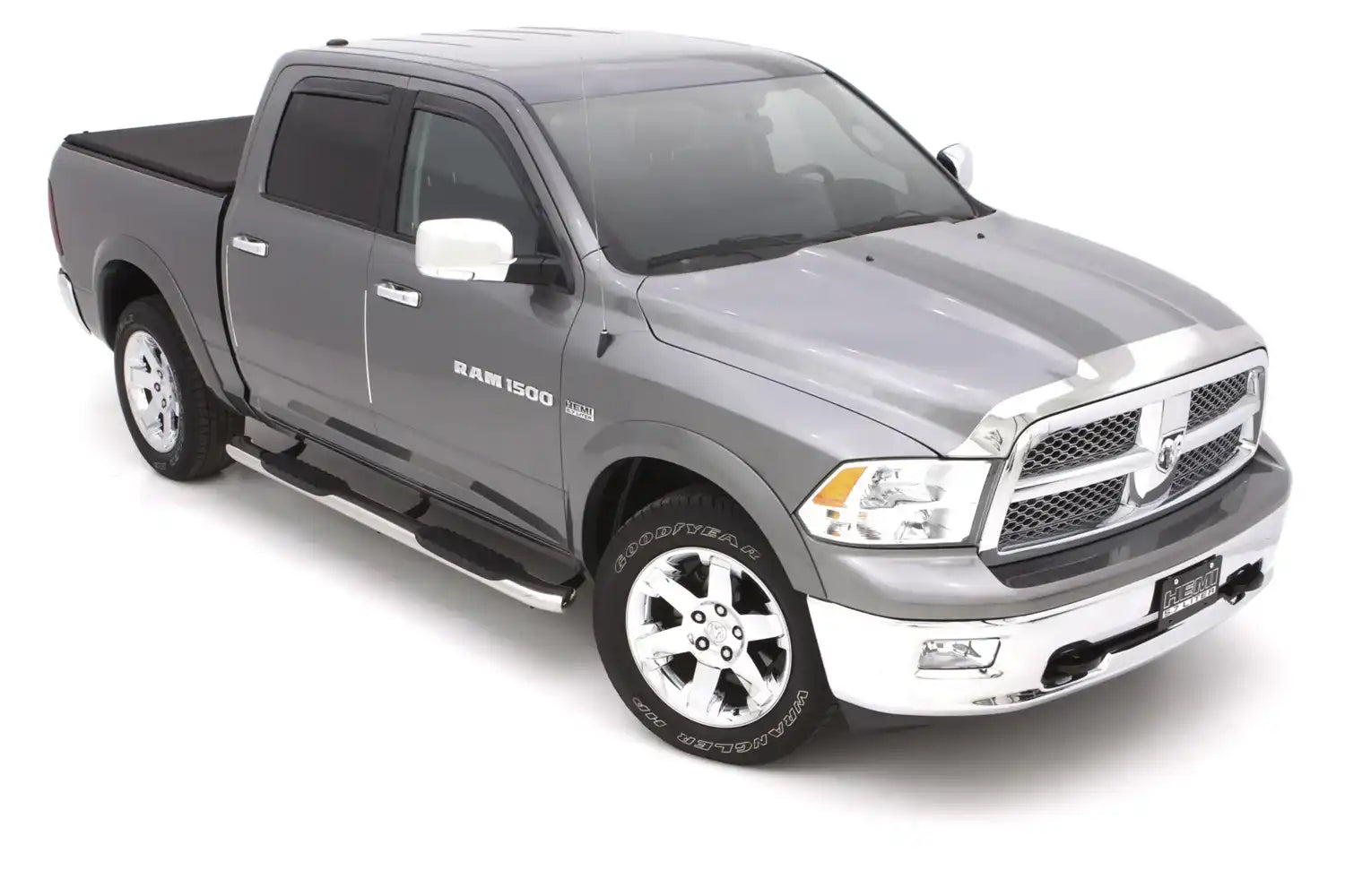 23785007_on_vehicle_HR_2.jpg