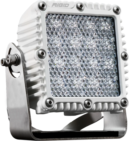 245513-Q-Series_PRO_White_Flood_Diffused.png