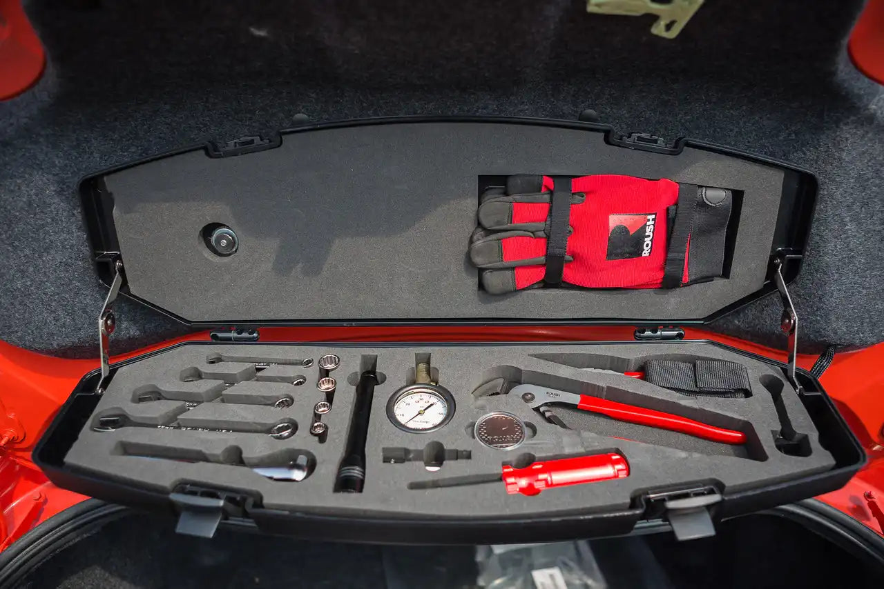 421910_tool_kit_trunk_mounted.jpg