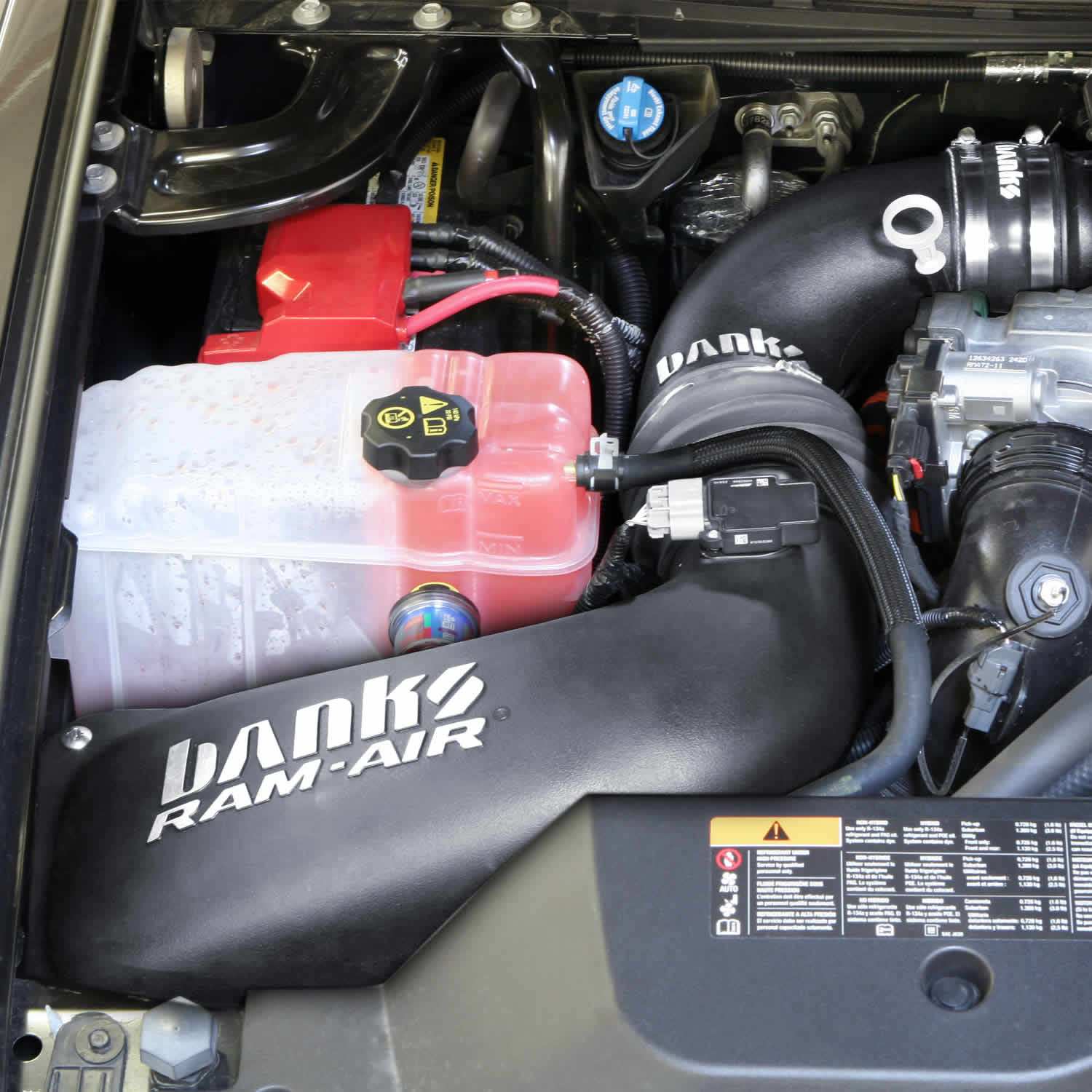 42220-D_2_chevy_LML_ramair.jpg