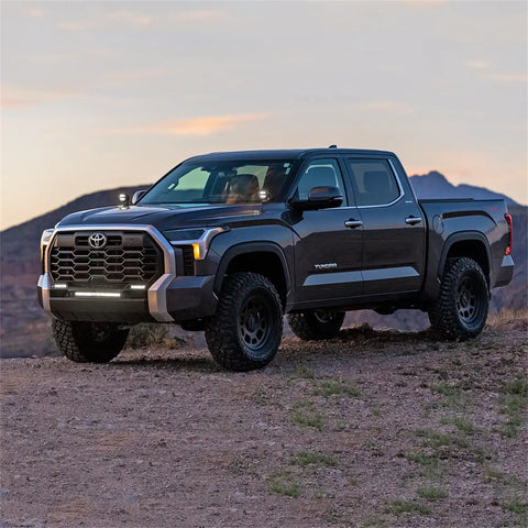 46807-2022-Tundra-360-4in-Kit-Lifestyle-03.jpg