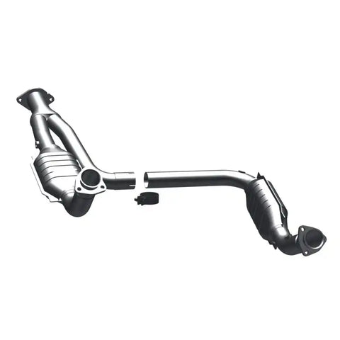 MagnaFlow Conv DF '00-'01Tahoe/Yukon V8 5.7L