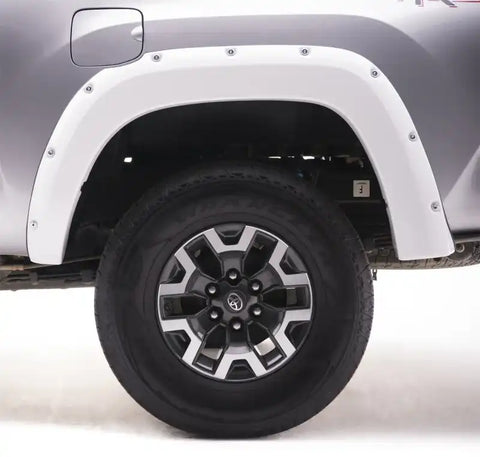 EGR 16+ Toyota Tacoma w/Mudflap Bolt-On Look Color Match Fender Flares - Set Super White
