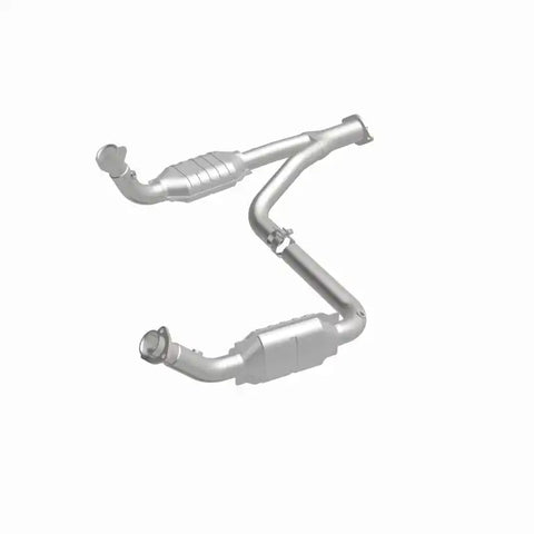 MagnaFlow Conv DF '00-'01Tahoe/Yukon V8 5.7L