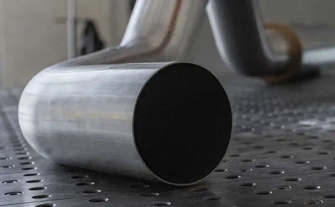MagnaFlow Sys T/B 99-03 Ford F-250/F-350 7.3L 5in SS Single Exit Custom Builder Pipe Kit