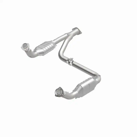 MagnaFlow Conv DF '00-'01Tahoe/Yukon V8 5.7L
