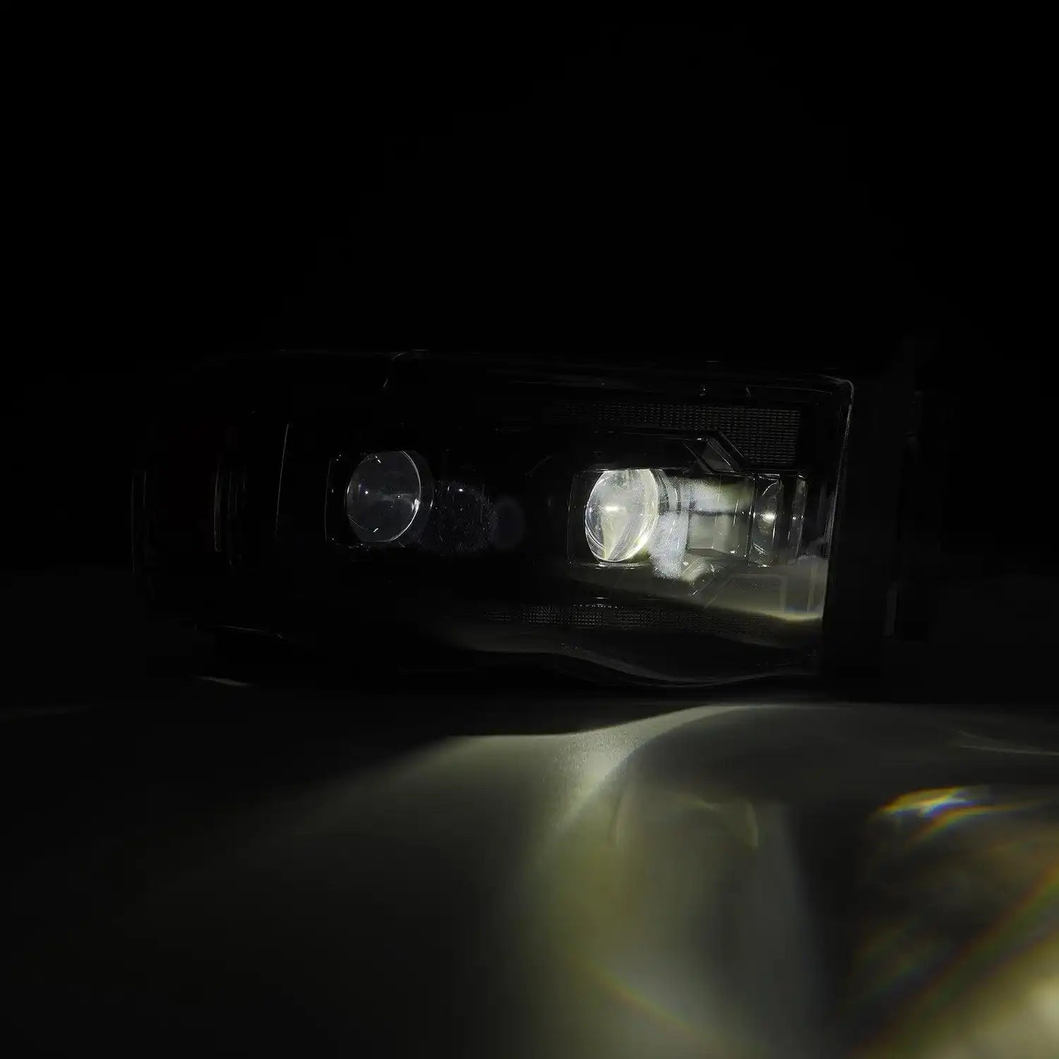 880572_3.jpg