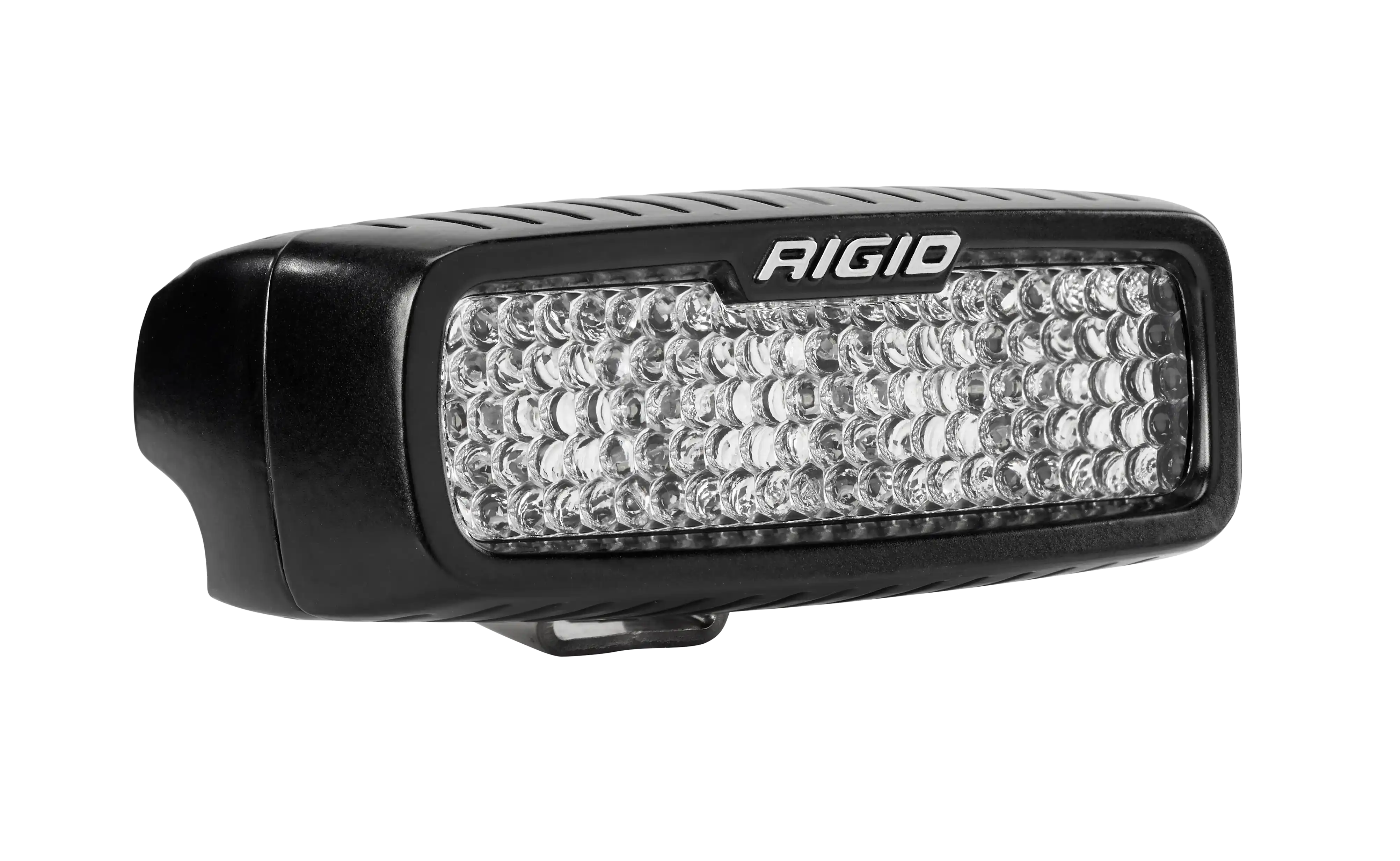 904513_SR-Q_PRO_DIFFUSED_SM.png