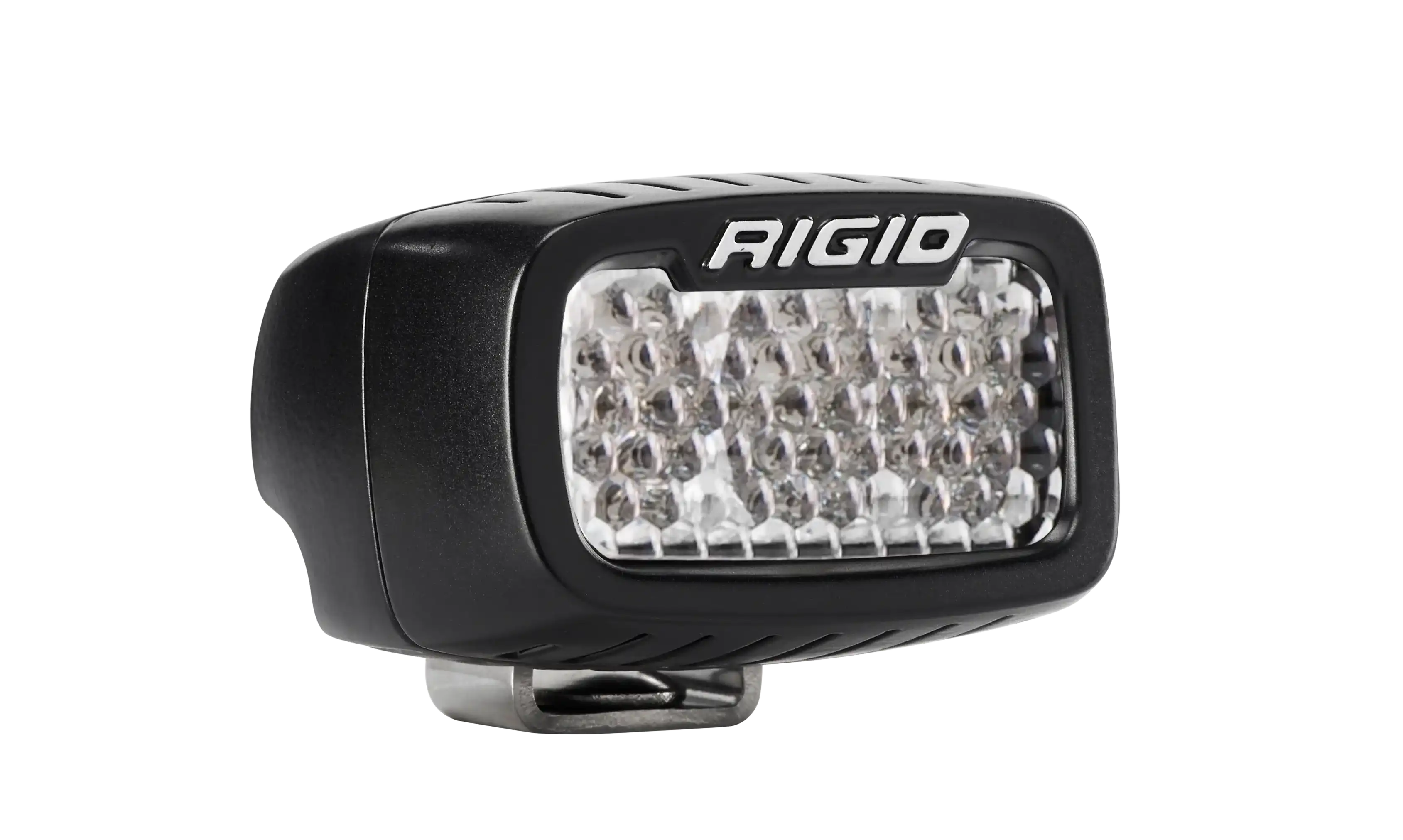 912513_SR-M_PRO_DRIVE_DIFFUSED_SM.png