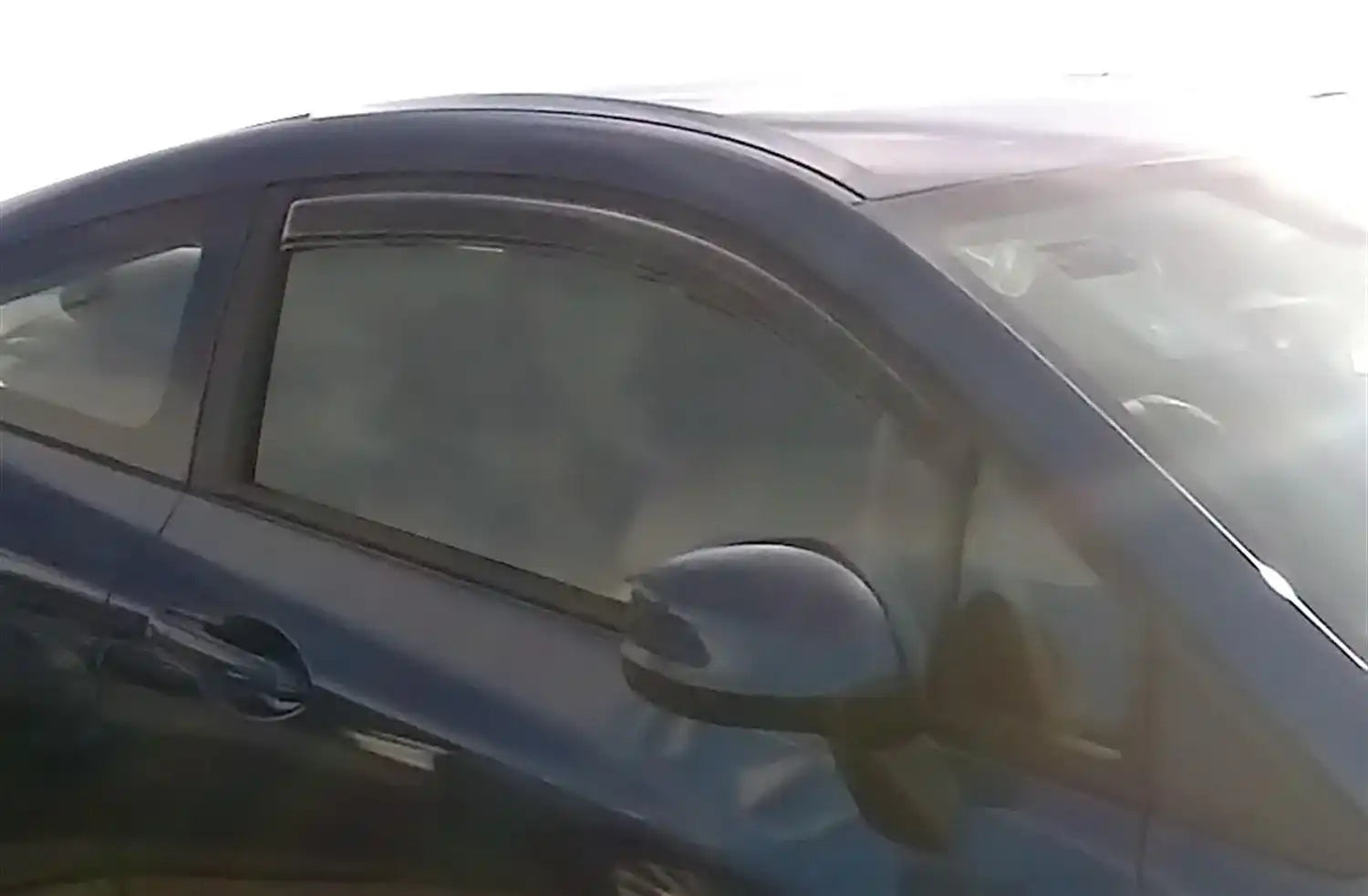 92729_on_vehicle_HR.jpg